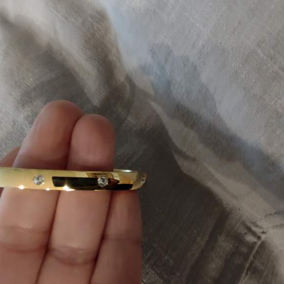 Elegant Gold Bangle Bracelet - Picture 2 of 7